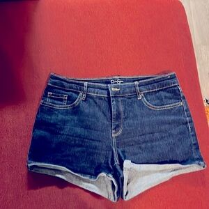 Regular denim shorts